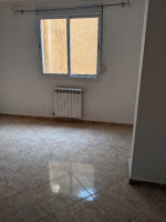 appartement-vente-f4-alger-bouzareah-algerie