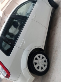 voitures-ford-figo-2014-trend-batna-algerie