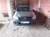السيارات-النفعية-toyota-hilux-2014-البليدة-الجزائر