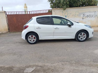 voitures-peugeot-207-2013-boumedfaa-ain-defla-algerie