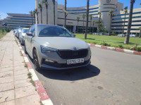 citadine-skoda-scala-2021-monte-carlo-staoueli-alger-algerie