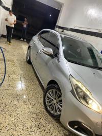 سيارات-peugeot-2008-2015-allure-زموري-بومرداس-الجزائر