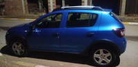 voitures-dacia-sandero-2014-ain-defla-algerie