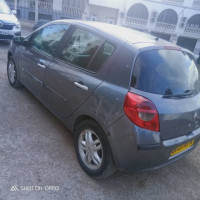 voitures-renault-clio-3-2007-les-eucalyptus-alger-algerie