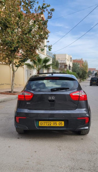 voitures-kia-rio-5-portes-2015-funny-facelift-batna-algerie