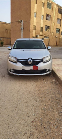 voitures-renault-symbol-2015-bechar-algerie