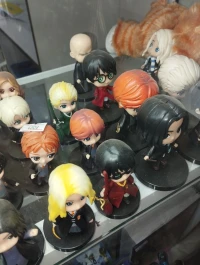 Figurines/ figures : harry potter / attack on titans/ dragon ball / princess / Naruto 