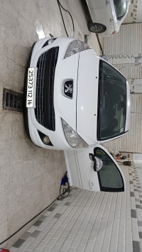 voitures-peugeot-207-2012-allure-mahdia-tiaret-algerie