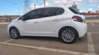 voitures-peugeot-208-2020-allure-facelift-mascara-algerie