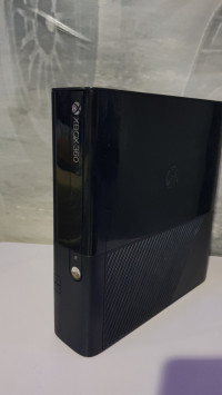 consoles-xbox-360-super-slim-blida-algerie