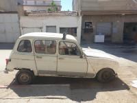 voitures-renault-4-1984-r4-ouled-el-alleug-blida-algerie