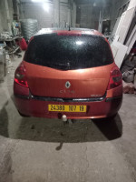 voitures-renault-clio-3-2007-setif-algerie