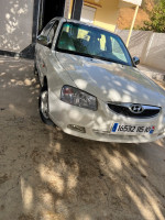 voitures-hyundai-accent-2015-gls-bouira-algerie