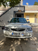 voitures-hyundai-accent-2016-gls-bouira-algerie