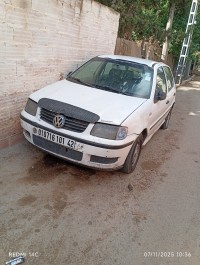 سيارات-volkswagen-polo-2001-حجوط-تيبازة-الجزائر