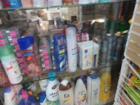 parfums-et-deodorants-vente-darticles-cosmetiques-parfuns-cadeaux-articles-scolaires-algerie