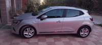 voitures-renault-clio-5-2022-ain-naadja-alger-algerie