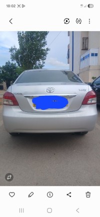 سيارات-toyota-yaris-sedan-2013-الرغاية-الجزائر