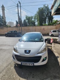 سيارات-peugeot-207-plus-2013-باب-الزوار-الجزائر