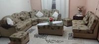 Salon+ table basse+ 4 pouf