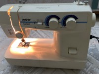sewing-machine-ماكينة-خياطة-brother-ls-1417-اصلية-حالة-ممتازة-el-harrach-alger-algeria