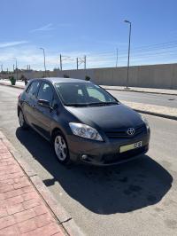 cars-toyota-auris-2012-les-eucalyptus-alger-algeria