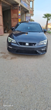 voitures-seat-leon-2019-fr-hammedi-boumerdes-algerie