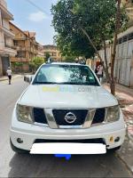 pickup-nissan-navara-2013-elegance-4x4-batna-algerie