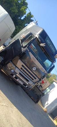 camion-a7-380-howo-2014-tizi-ouzou-algerie