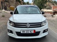 voitures-volkswagen-tiguan-2017-r-line-tassaft-ouguemoun-tizi-ouzou-algerie