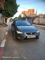 voitures-seat-leon-2014-hadjout-tipaza-algerie