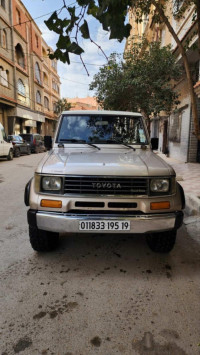 voitures-toyota-rav4-2015-el-eulma-setif-algerie