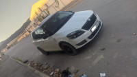 voitures-skoda-fabia-2012-montie-carlo-batna-algerie