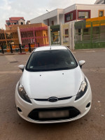 voitures-ford-fiesta-2011-dar-el-beida-alger-algerie