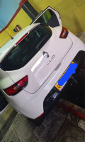 voitures-renault-clio-4-2016-ivory-zeralda-alger-algerie