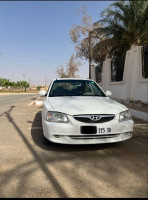 voitures-hyundai-accent-2015-ouargla-algerie