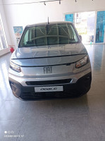 utilitaire-fiat-doblo-2024-taher-jijel-algerie