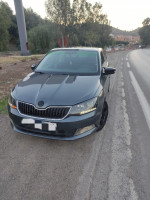 voitures-skoda-fabia-2015-draa-ben-khedda-tizi-ouzou-algerie