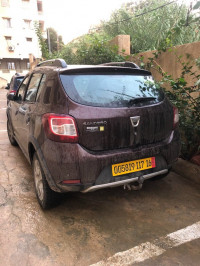 voitures-dacia-sandero-2017-stepway-el-harrach-alger-algerie