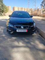 voitures-seat-leon-2018-fr15-ksar-boukhari-medea-algerie