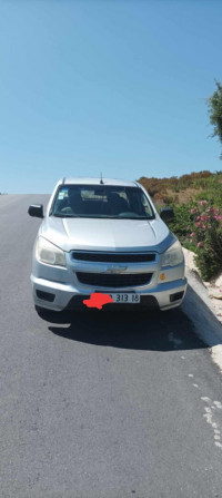 utilitaire-chevrolet-colorado-2013-cabine-double-taher-jijel-algerie