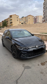 voitures-volkswagen-golf-8-2023-gtd-mostaganem-algerie