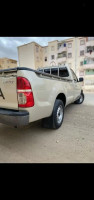 utilitaire-toyota-hilux-2016-legend-sc-4x2-bougtoub-el-bayadh-algerie