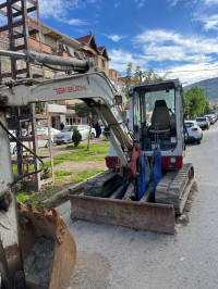 engin-takeuchi-mini-pelle-2014-ouled-yaich-blida-algerie