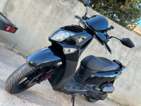 motos-et-scooters-sym-hd2-200-2016-el-biar-alger-algerie