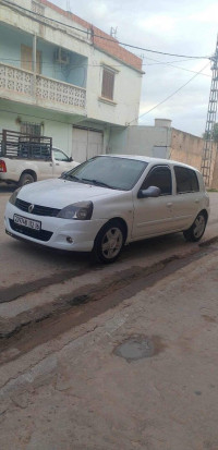 voitures-renault-clio-campus-2012-bye-ain-merane-chlef-algerie