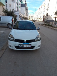 voitures-renault-clio-campus-2012-bye-mascara-algerie