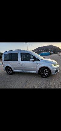 voitures-volkswagen-caddy-2018-highline-beni-haoua-chlef-algerie