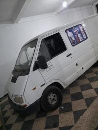 عربة-نقل-renault-trafic-1997-تيارت-الجزائر