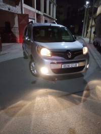 voitures-renault-kangoo-2021-ouled-yaich-blida-algerie